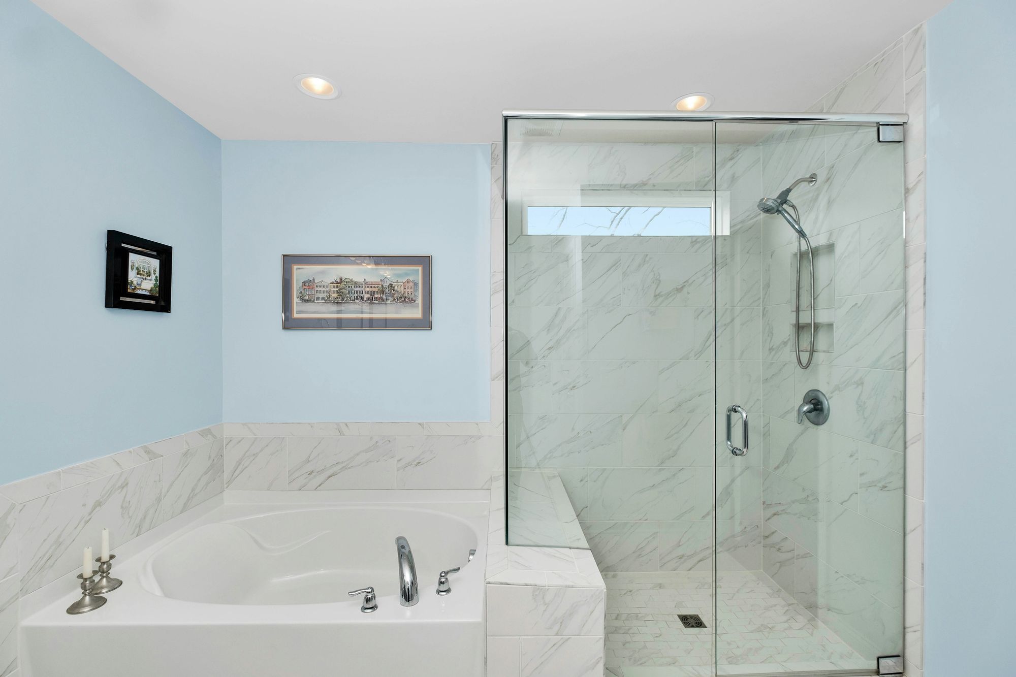 How to Choose the Perfect Shower Door Handle for Your Bathroom Style