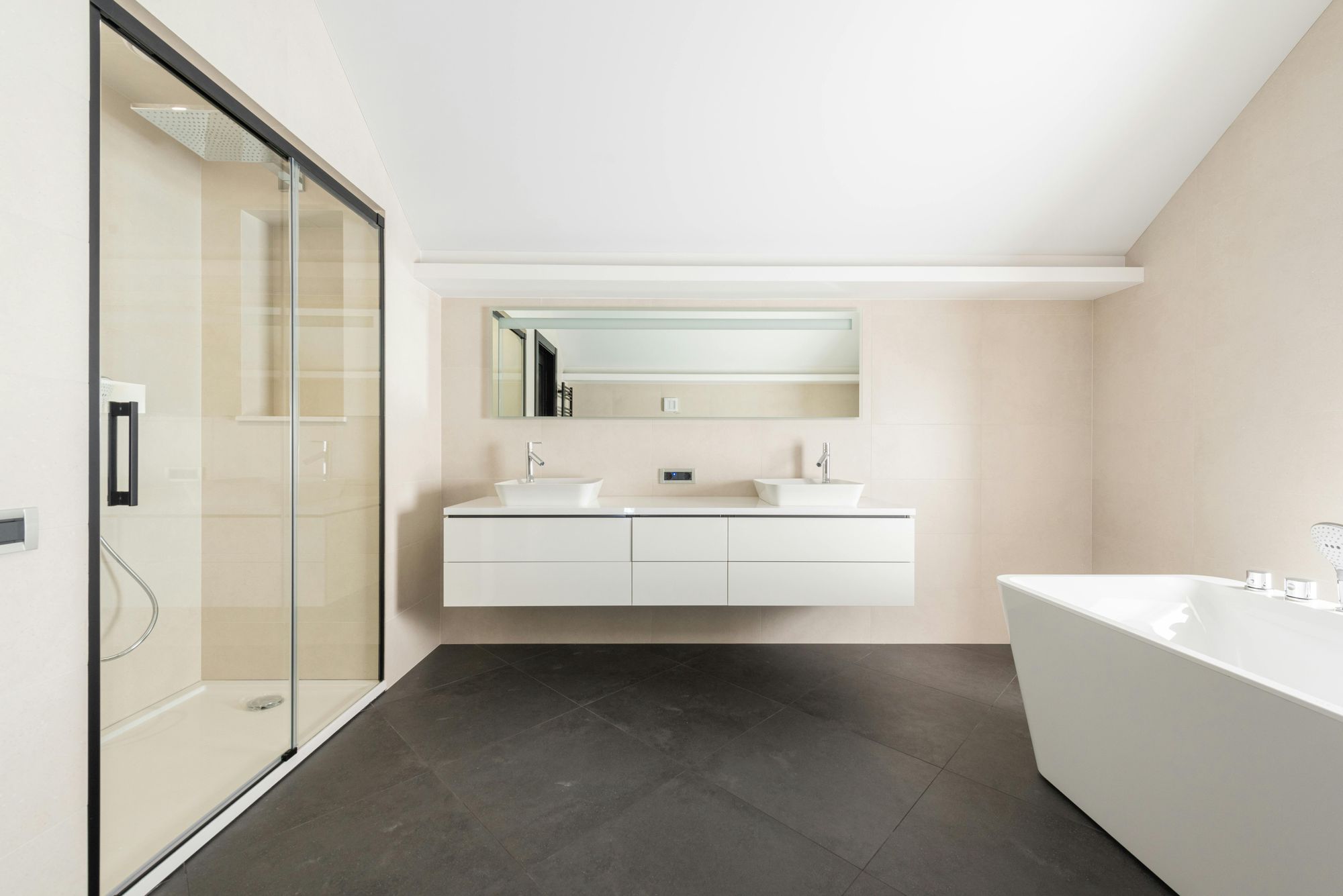 How to Choose the Perfect Shower Door Handle for Your Bathroom Style